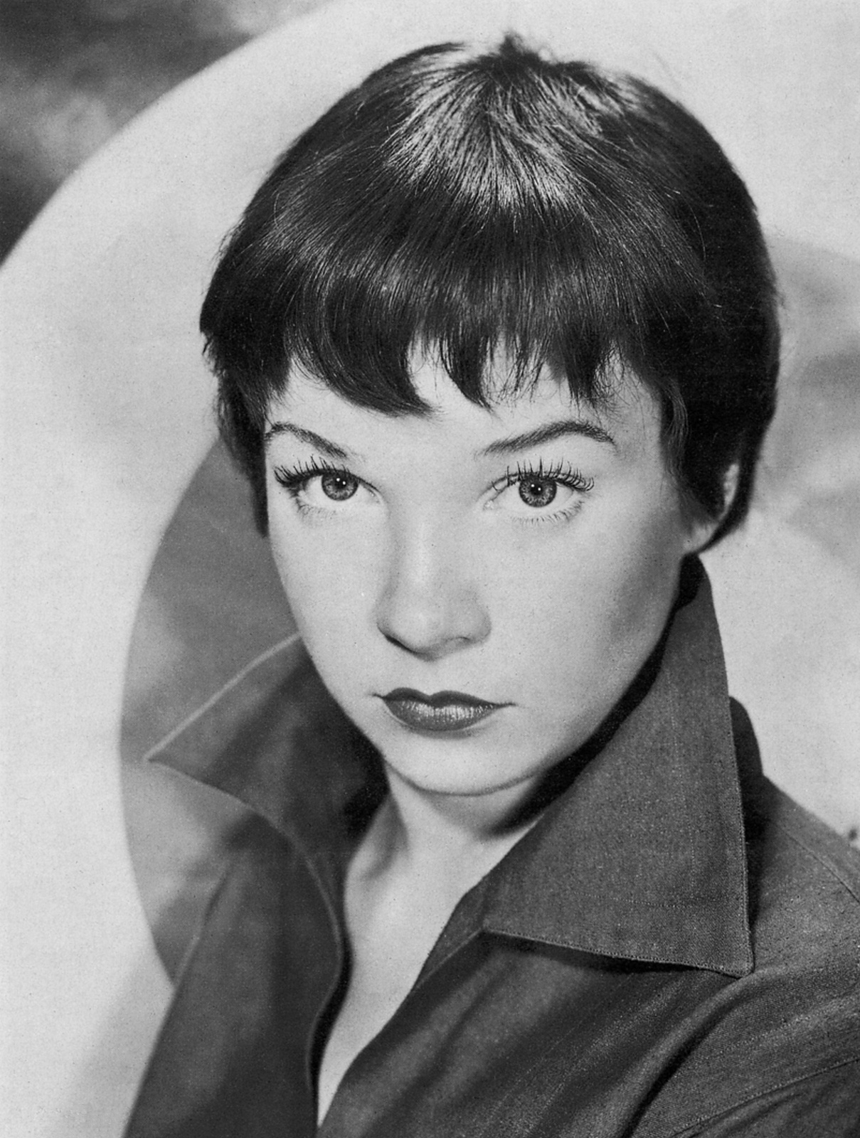 pdx-retro-blog-archive-shirley-maclaine-is-82-today